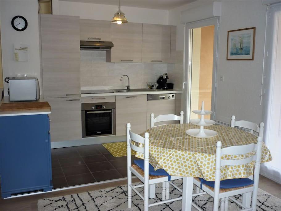 T3 De 70 M2 Idealement Situe Avec Garage Saint-Malo Exterior photo